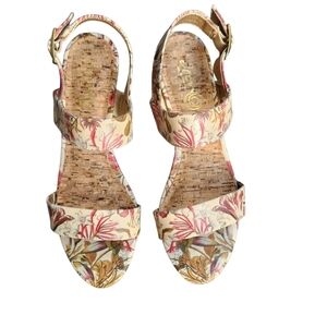[8] ICON Cream and Pink Leather Sandals with Cork Footbed Size 8